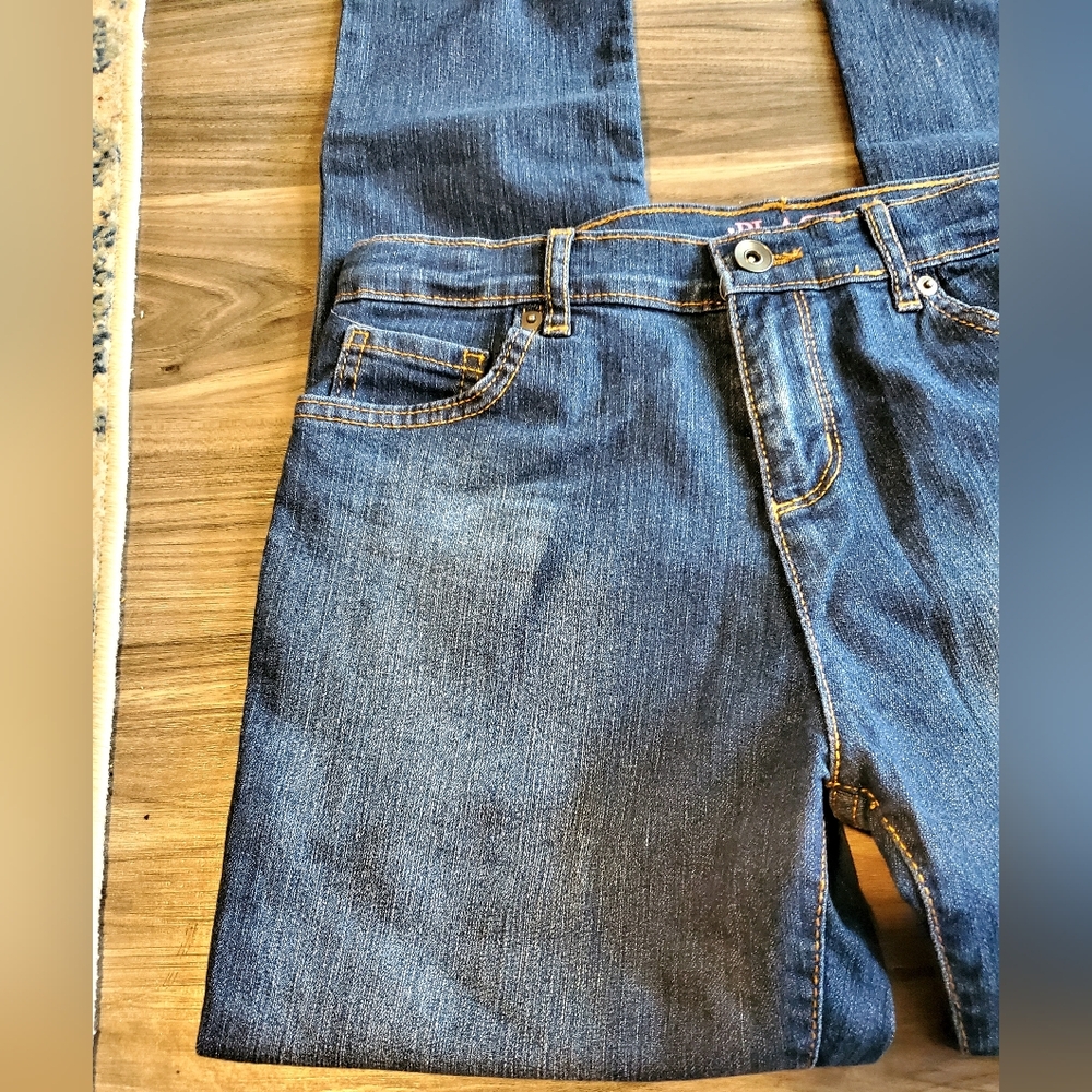 (14)The Children’s Place Super Skinny Jeans - Picture 5 of 10
